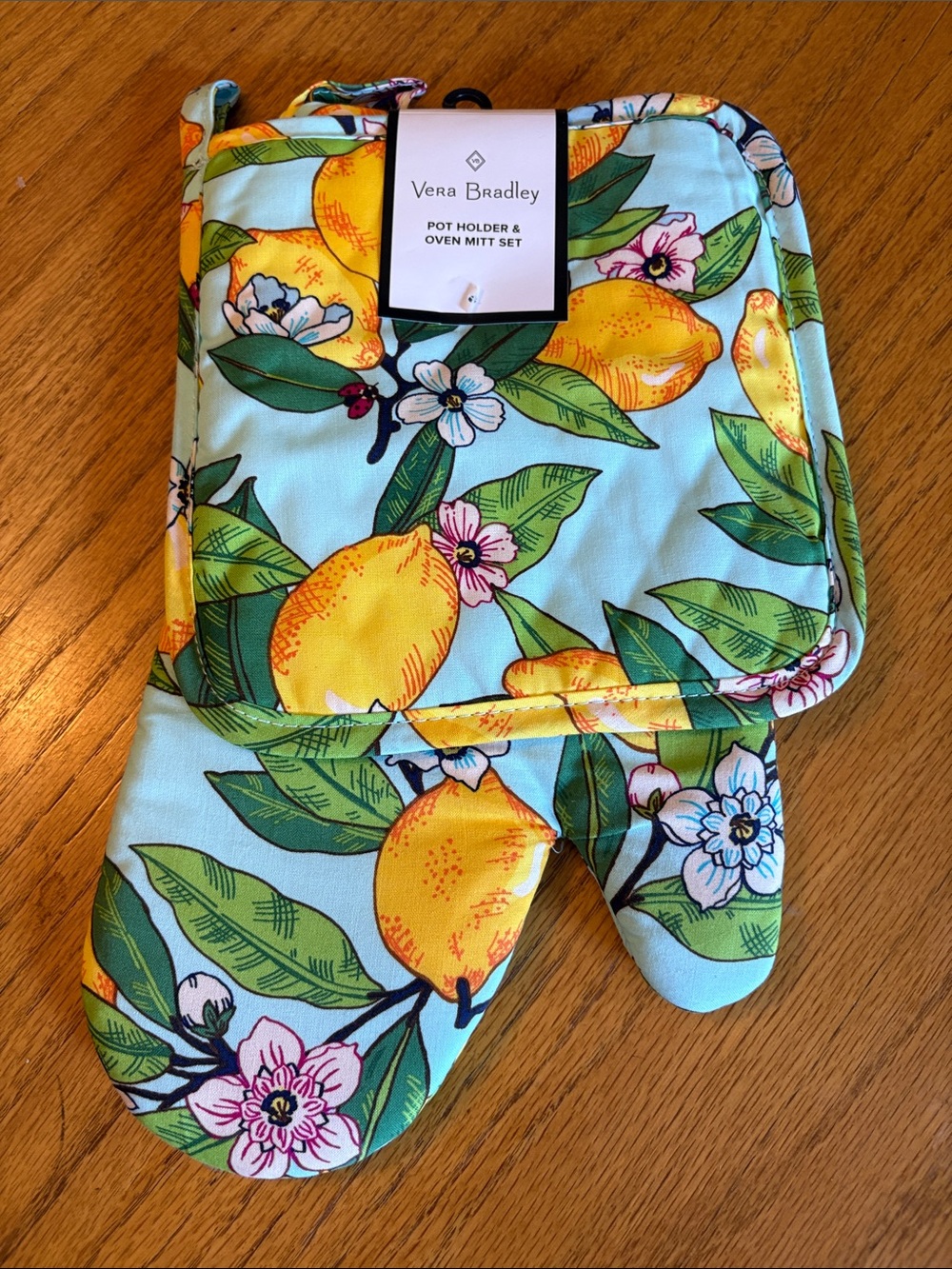 Vera Bradley Lemon Grove Print Pot Holder and Oven Mitt Set